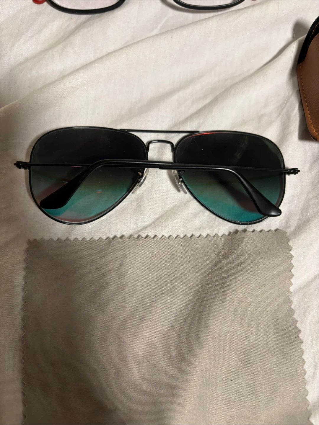 Ray-Ban Aviator Sunglasses with Case and Cleaning Cloth - photo 5