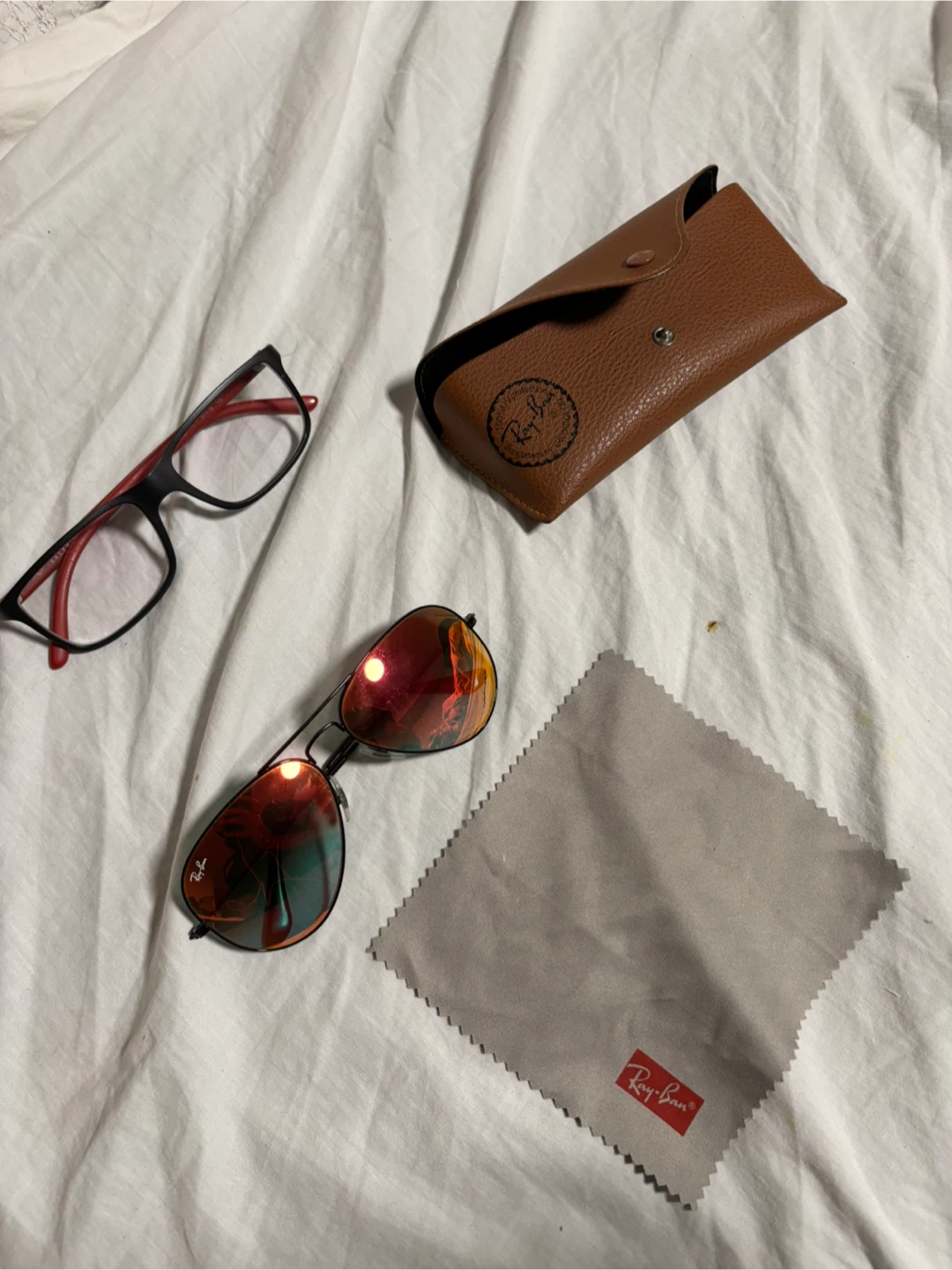 Ray-Ban Aviator Sunglasses with Case and Cleaning Cloth - photo 3