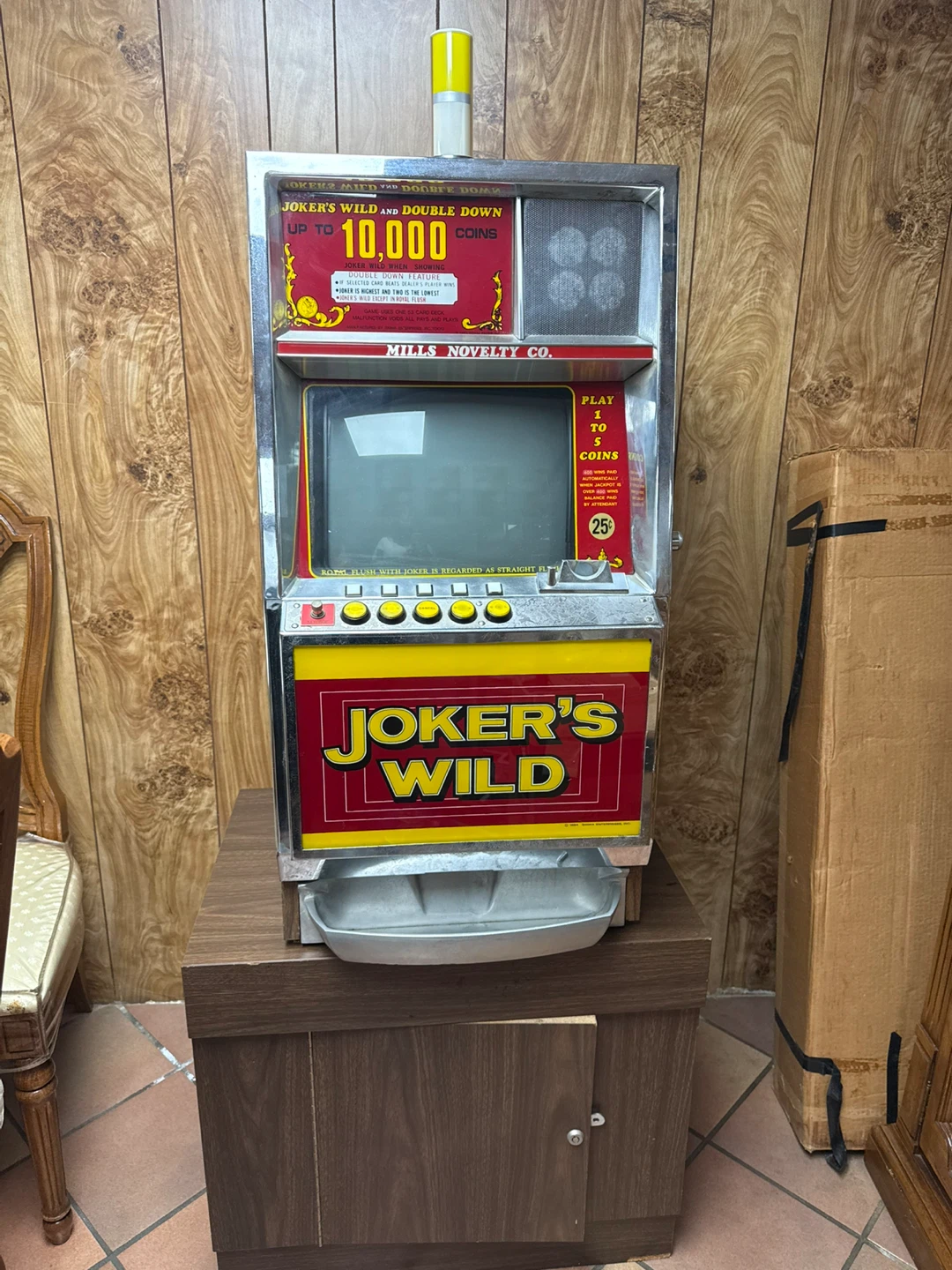 Mills Novelty Co. Joker's Wild Slot Machine - photo 2