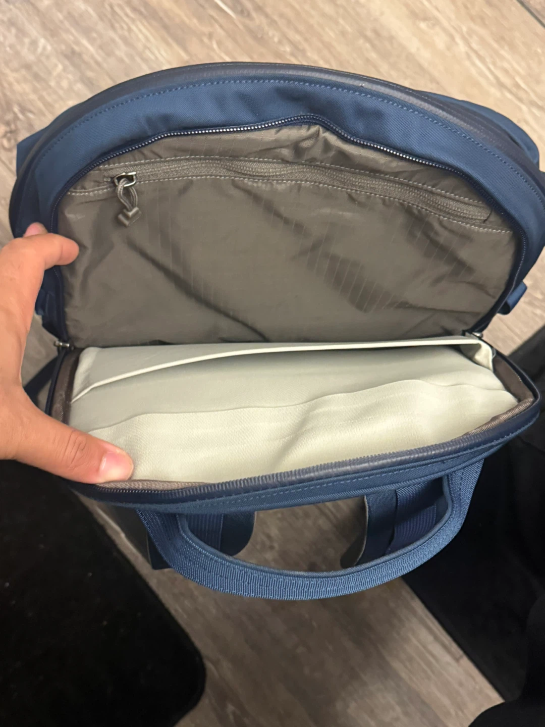 YETI Crossroads 35 Backpack - Navy - photo 3