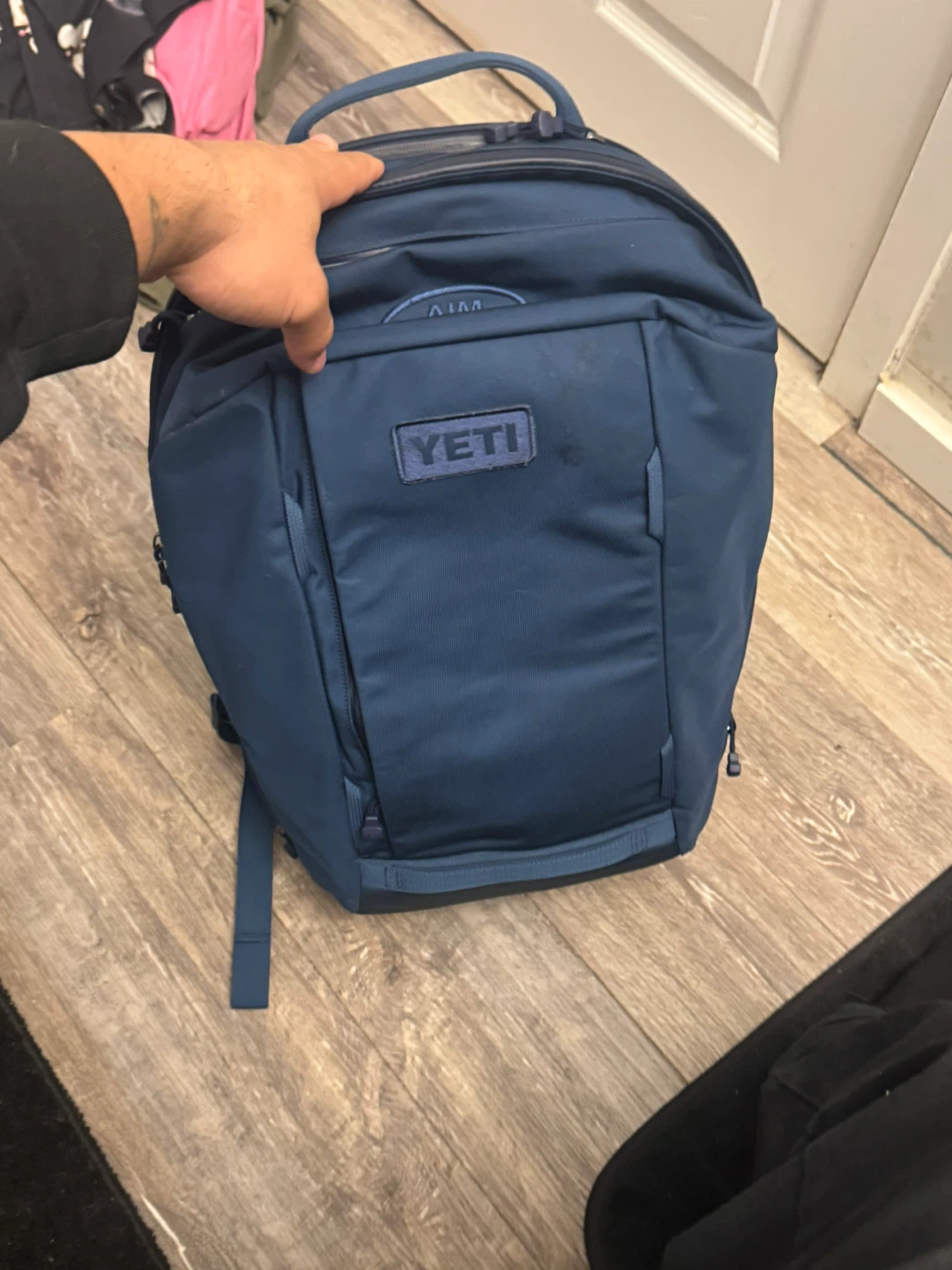 YETI Crossroads 35 Backpack - Navy