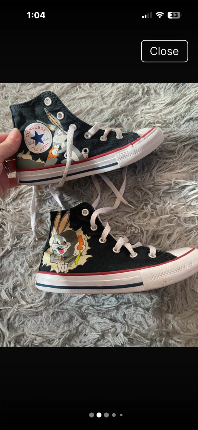 Bugs Bunny High Top Converse Kids Sneakers Size 13 1/2 EUC - photo 4