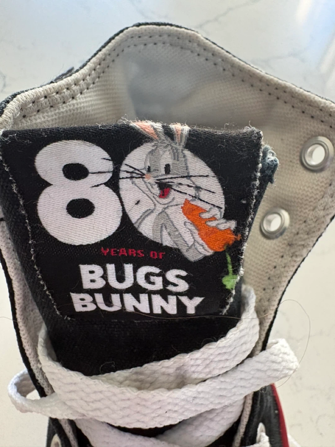 Bugs Bunny High Top Converse Kids Sneakers Size 13 1/2 EUC - photo 2
