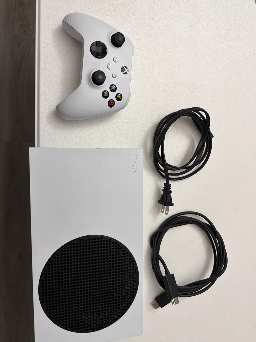 Xbox Series S Console with Controller and Cables - photo 5