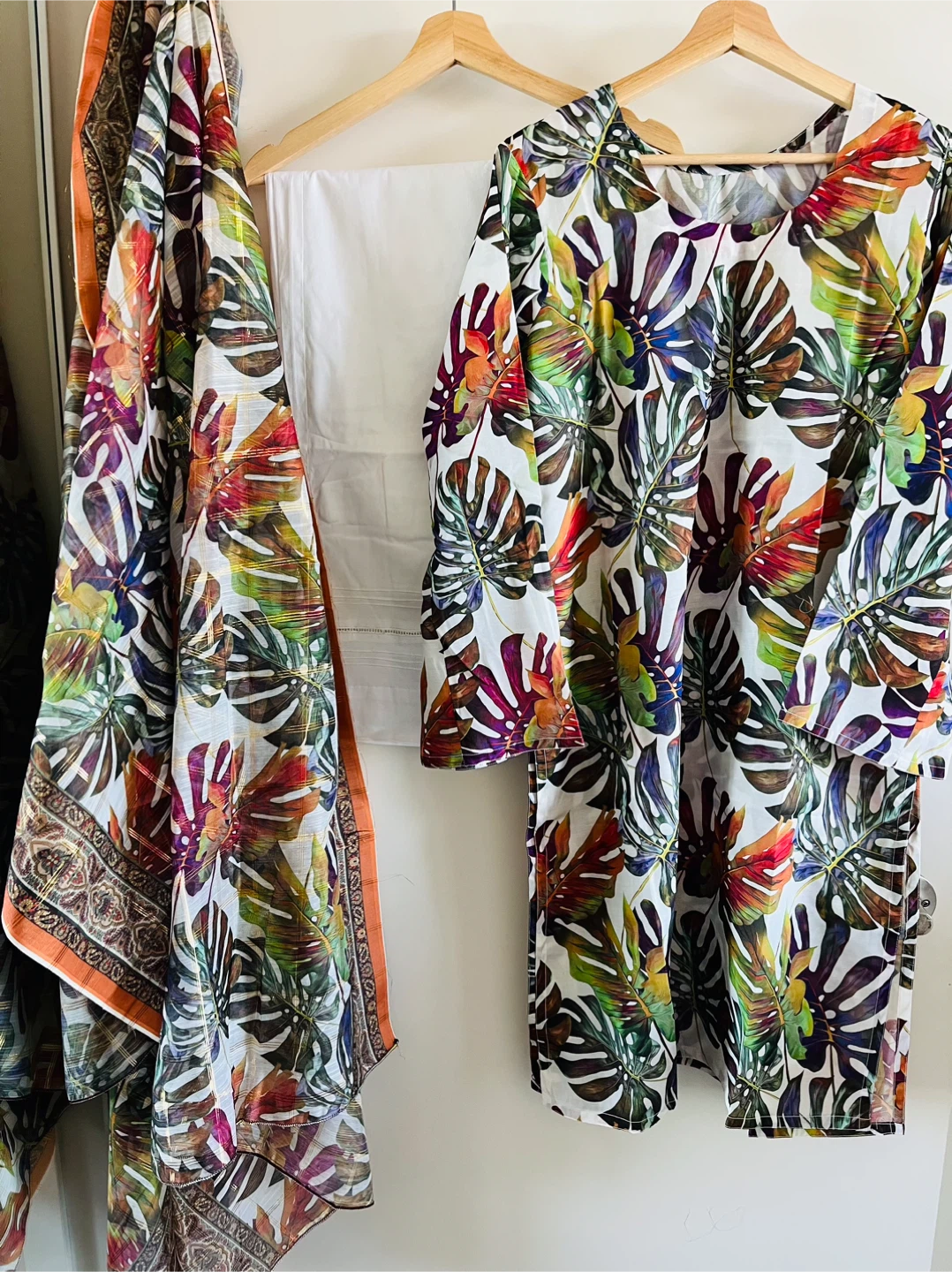3pc suit new - photo 2