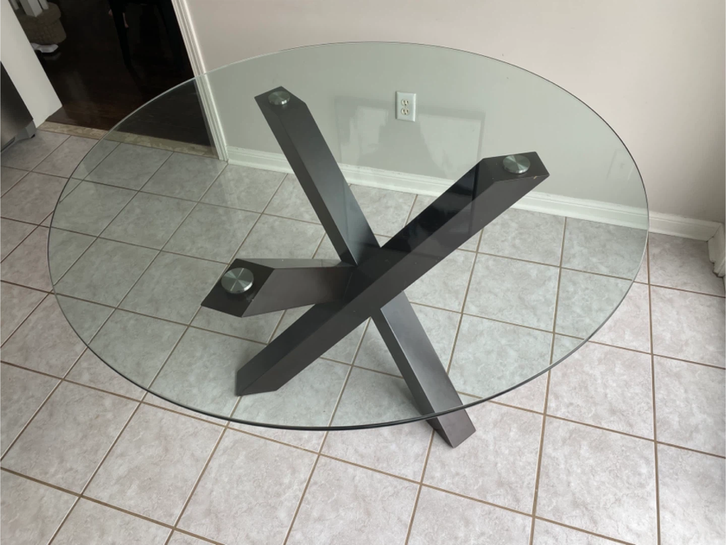 Round glass kitchen table - photo 2