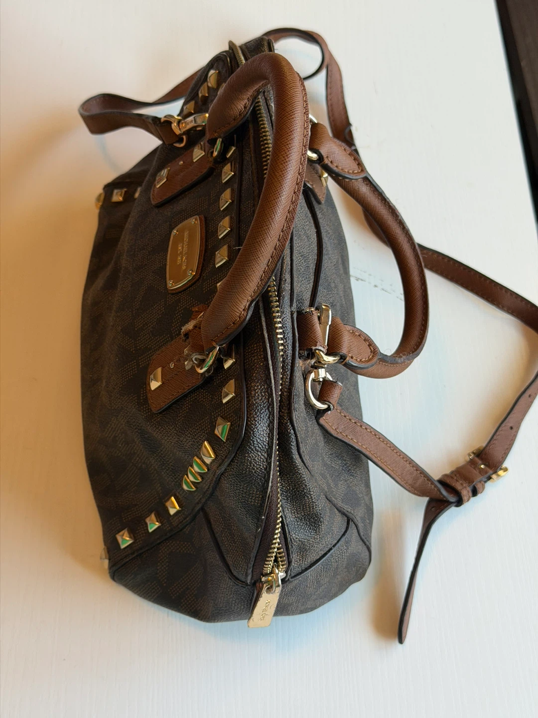 Michael Kors Studded Signature Monogram Satchel Handbag - photo 4