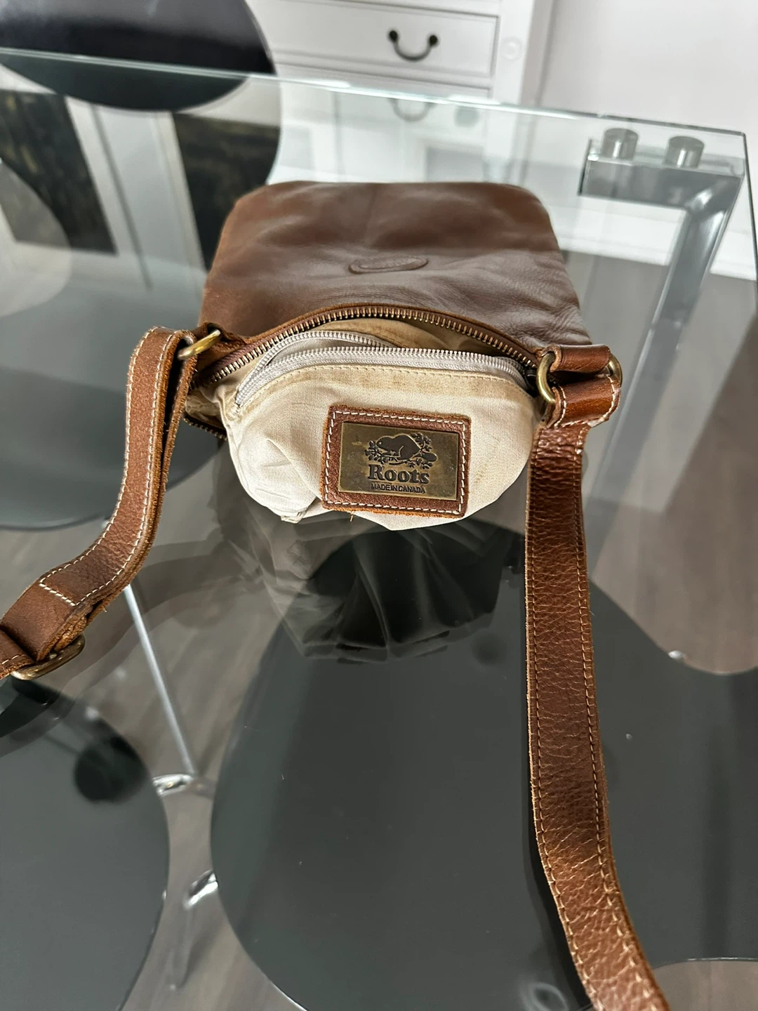 Vintage Roots Brown Leather Crossbody Bag - photo 5