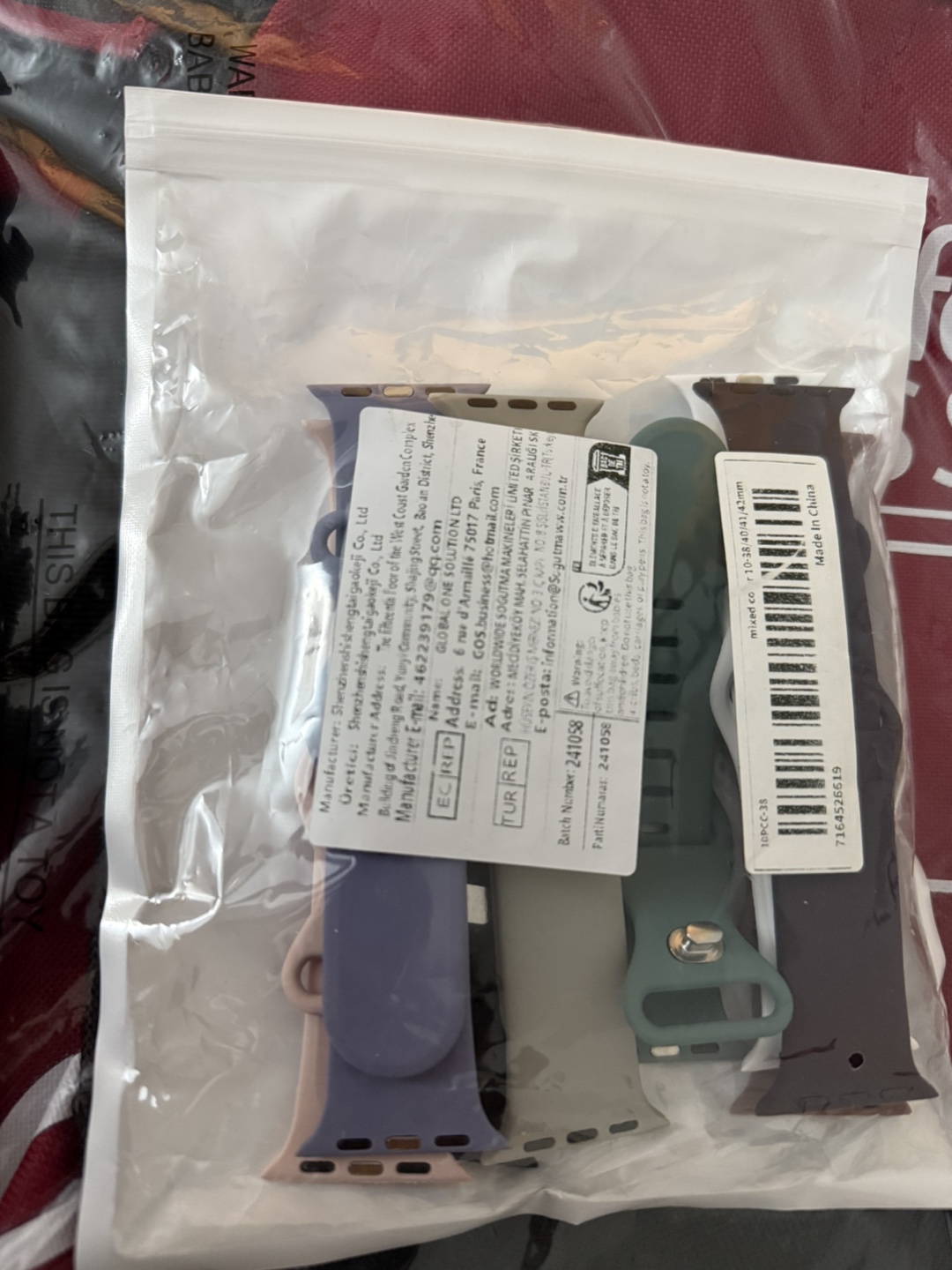 Bundle sale-GoodLife bag, Apple watch bands, Iphone 13 covers - photo 2