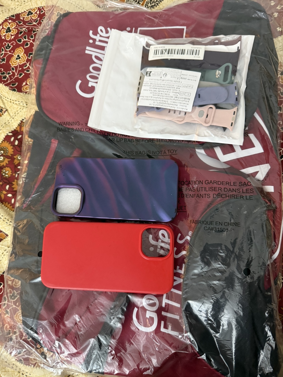 Bundle sale-GoodLife bag, Apple watch bands, Iphone 13 covers - photo 3