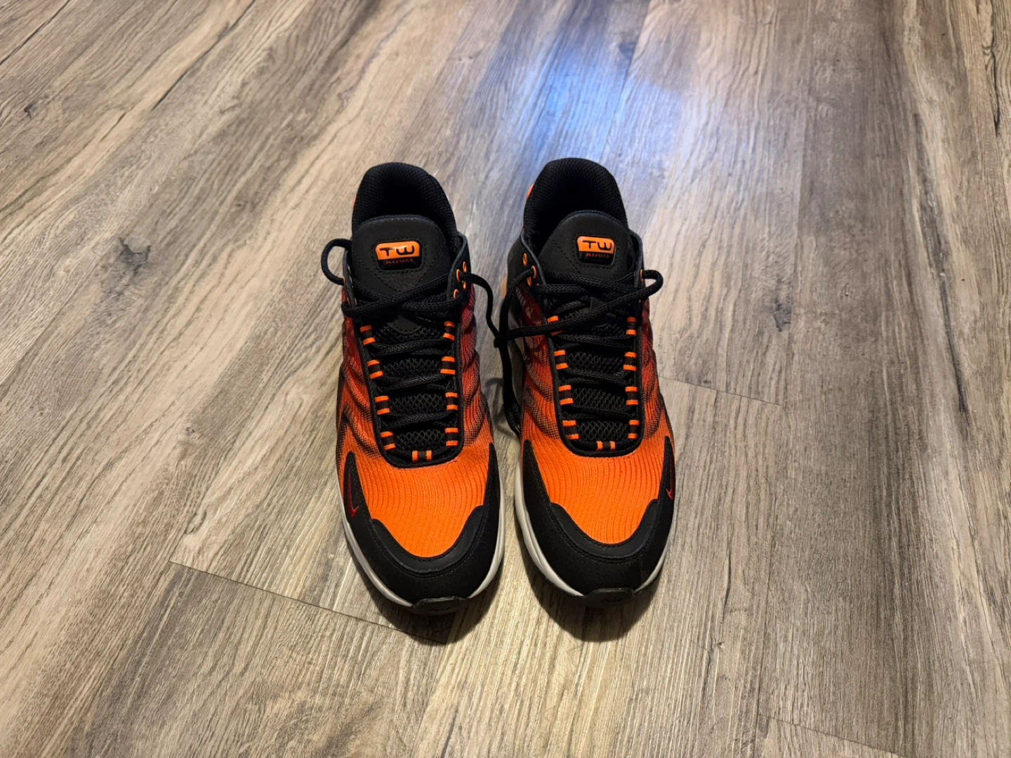 Nike Air Max TW Running Shoes Orange Black Men's Size 9