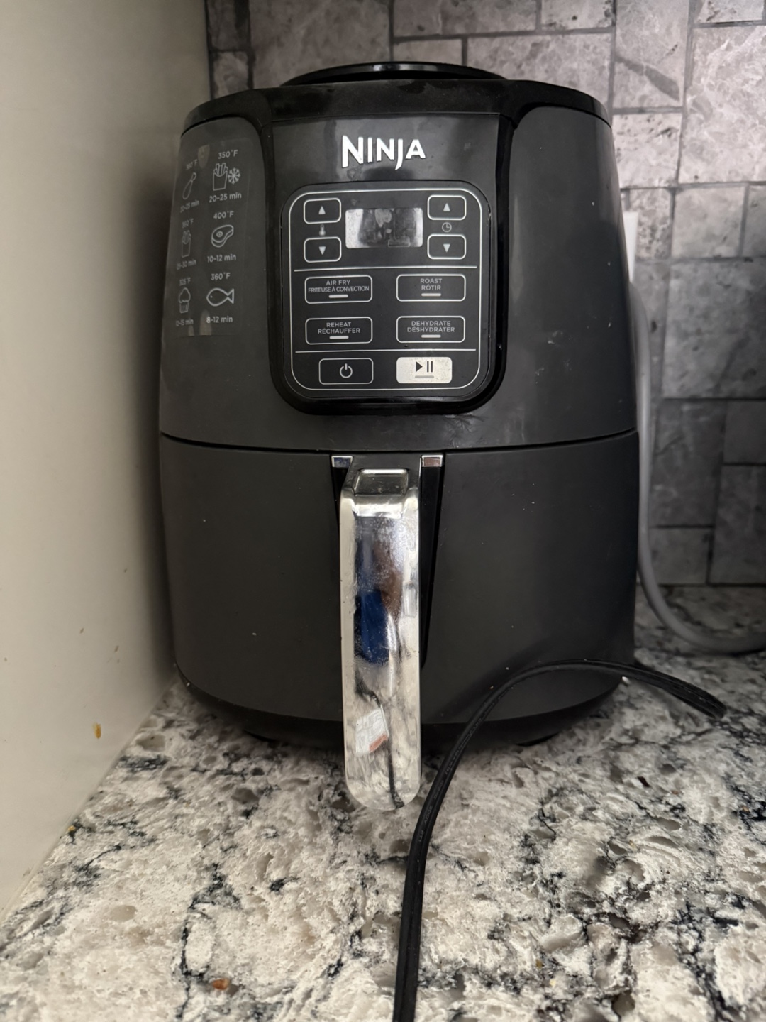 Ninja air fryer with 3.8 litres volume capacity - photo 5