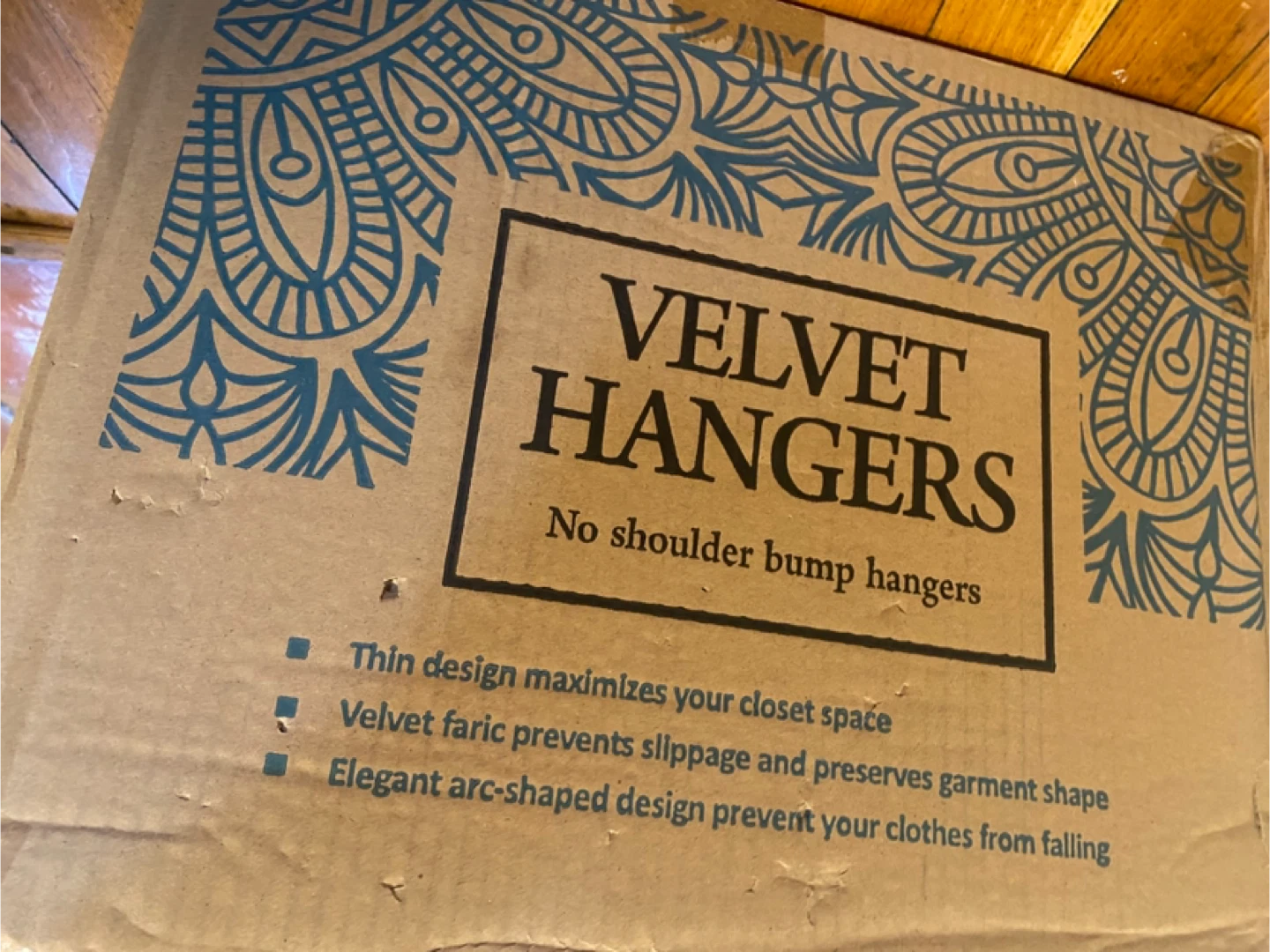 Velvet Hangers - No Shoulder Bump - photo 2