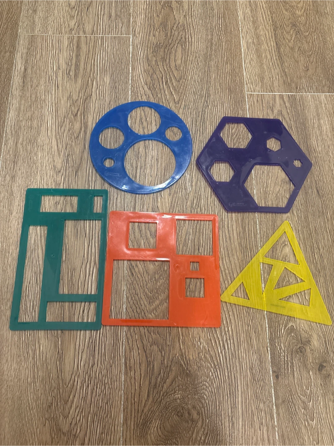 Learning Resources Shape Stencils Set