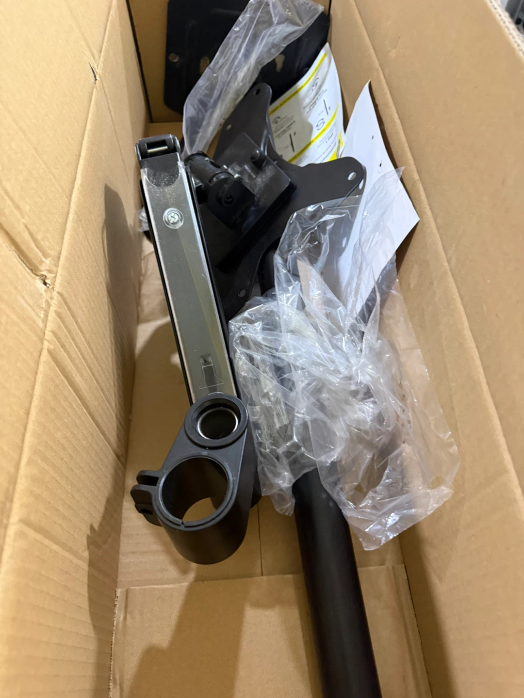 VIVO Articulating Ceiling TV Mount - Model MOUNT-VC02A - photo 3