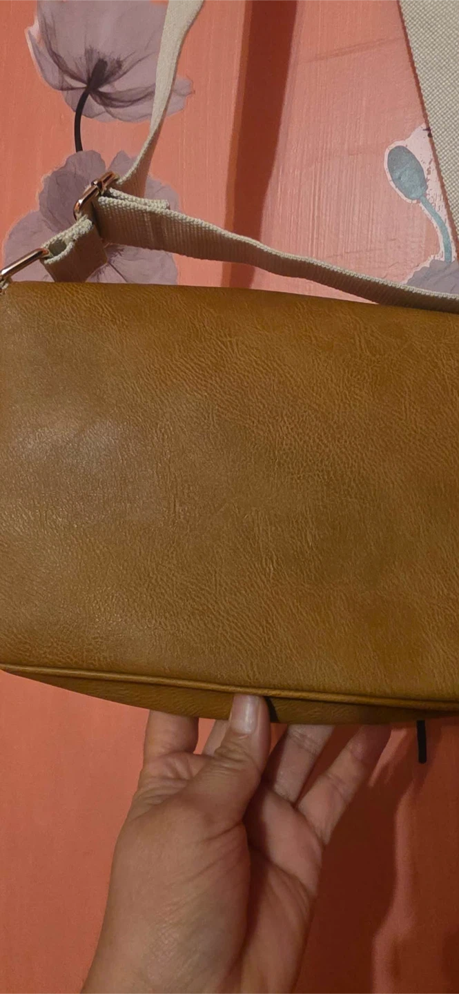 George Brown Shoulder Bag - photo 3