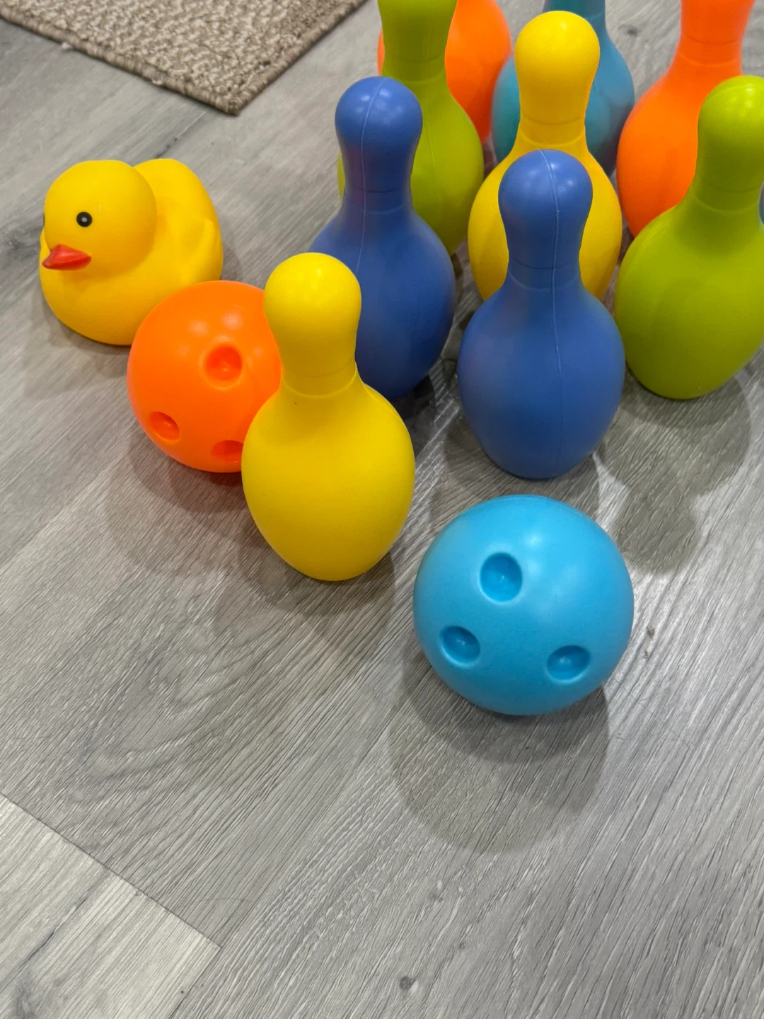 Children's Bowling Ball and Pins Set with Rubber Duck - photo 2