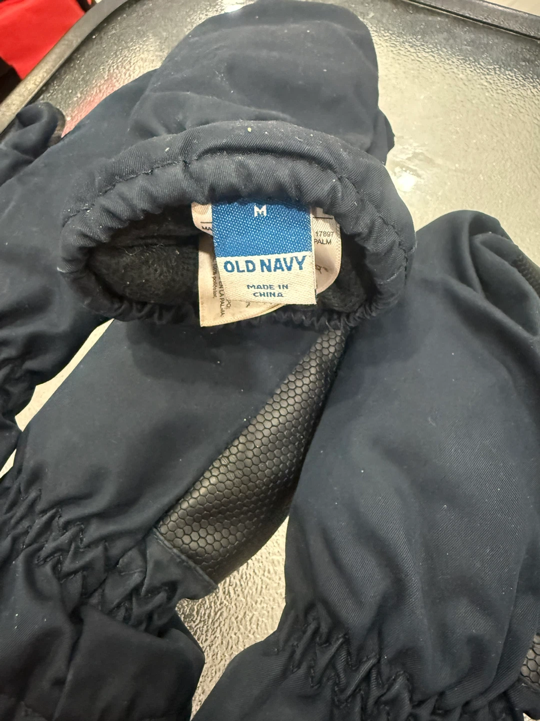 Old Navy Kids Mittens Size M - photo 4