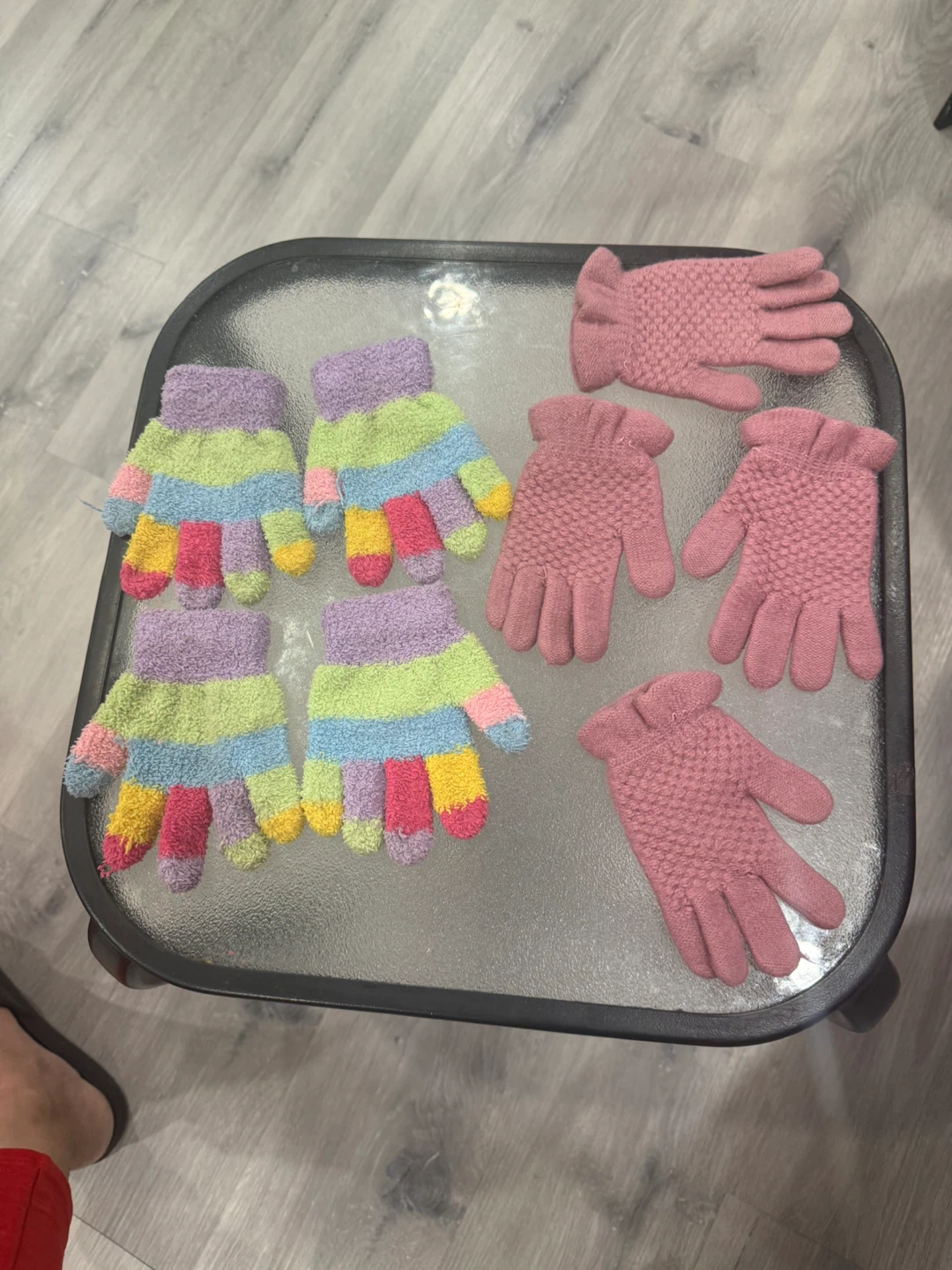 Kids' Gloves - Multi-coloured & Pink
