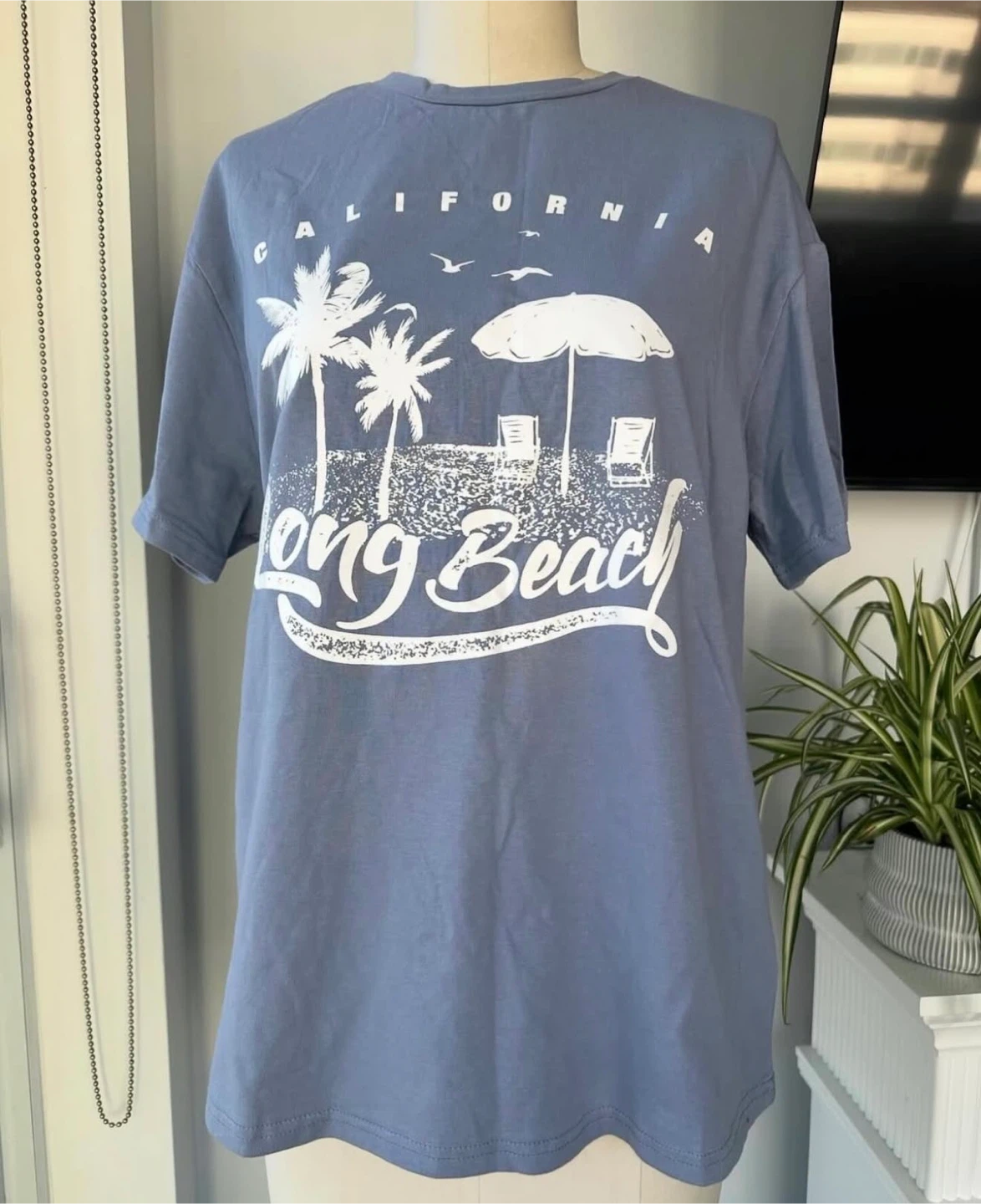 Long Beach tshirt size small