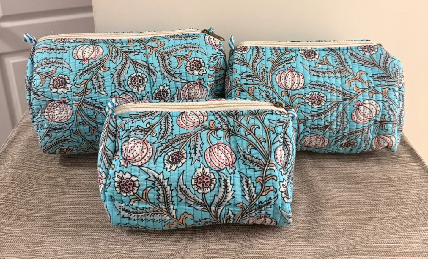 Set of 3 Quilted Pouches - photo 5