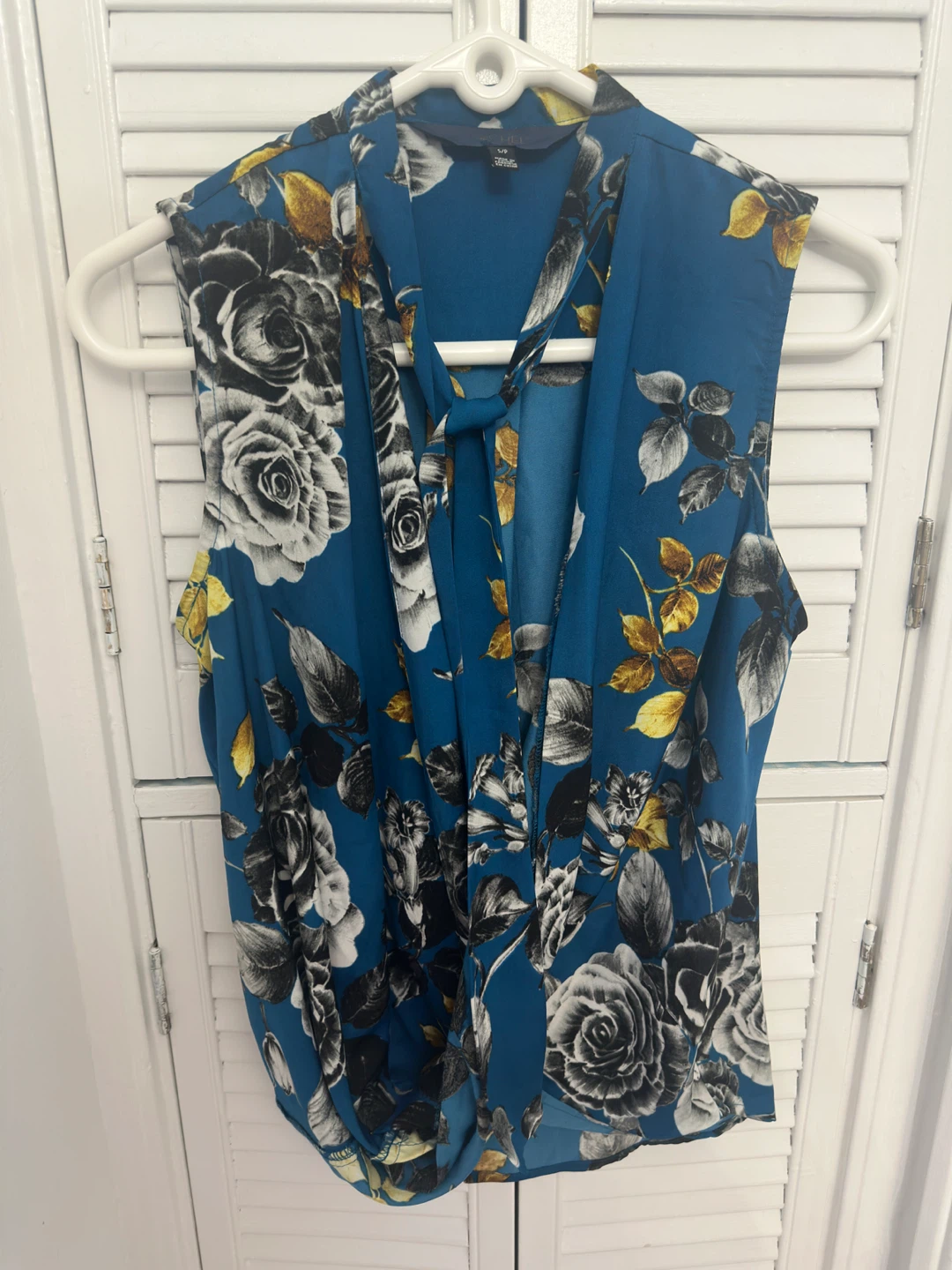 Rachel Rachel Roy Blue Floral Sleeveless Blouse S/P