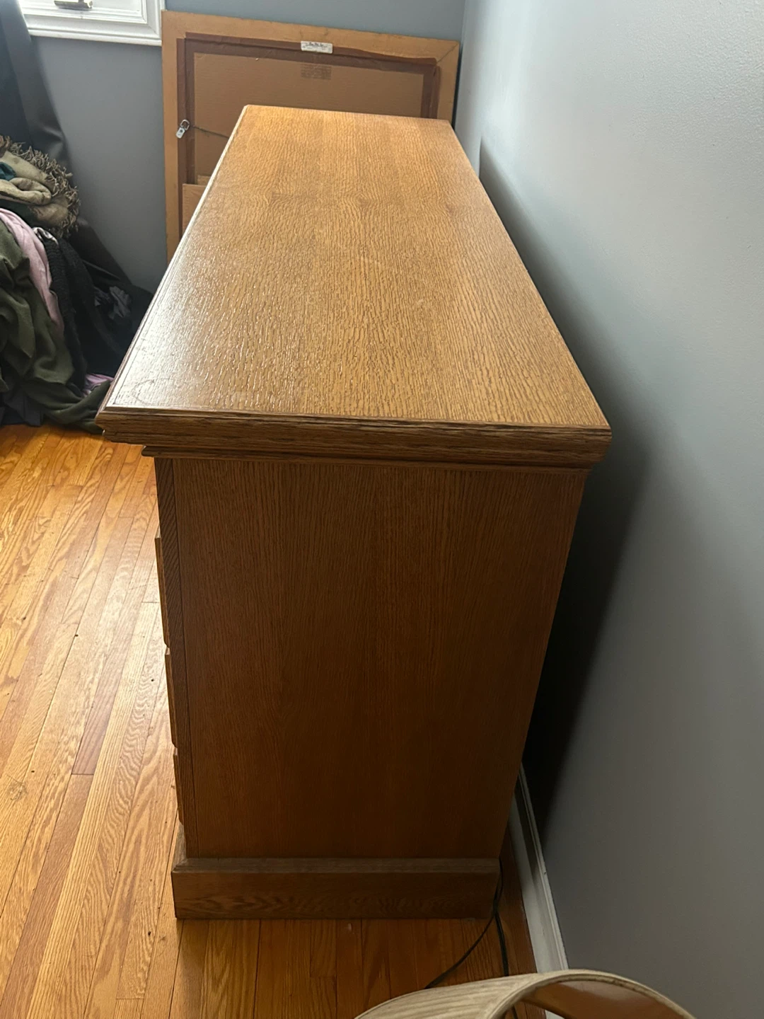 Oak Dresser with 9 Drawers - photo 2