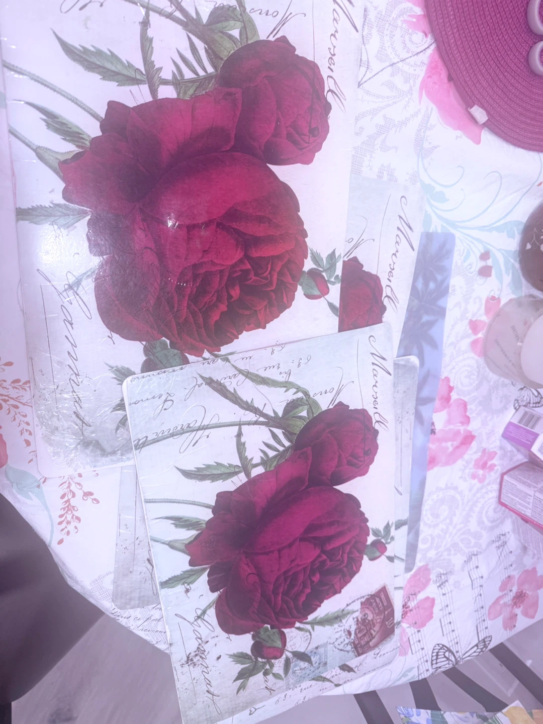 Set of 4 Rose Design Placemats