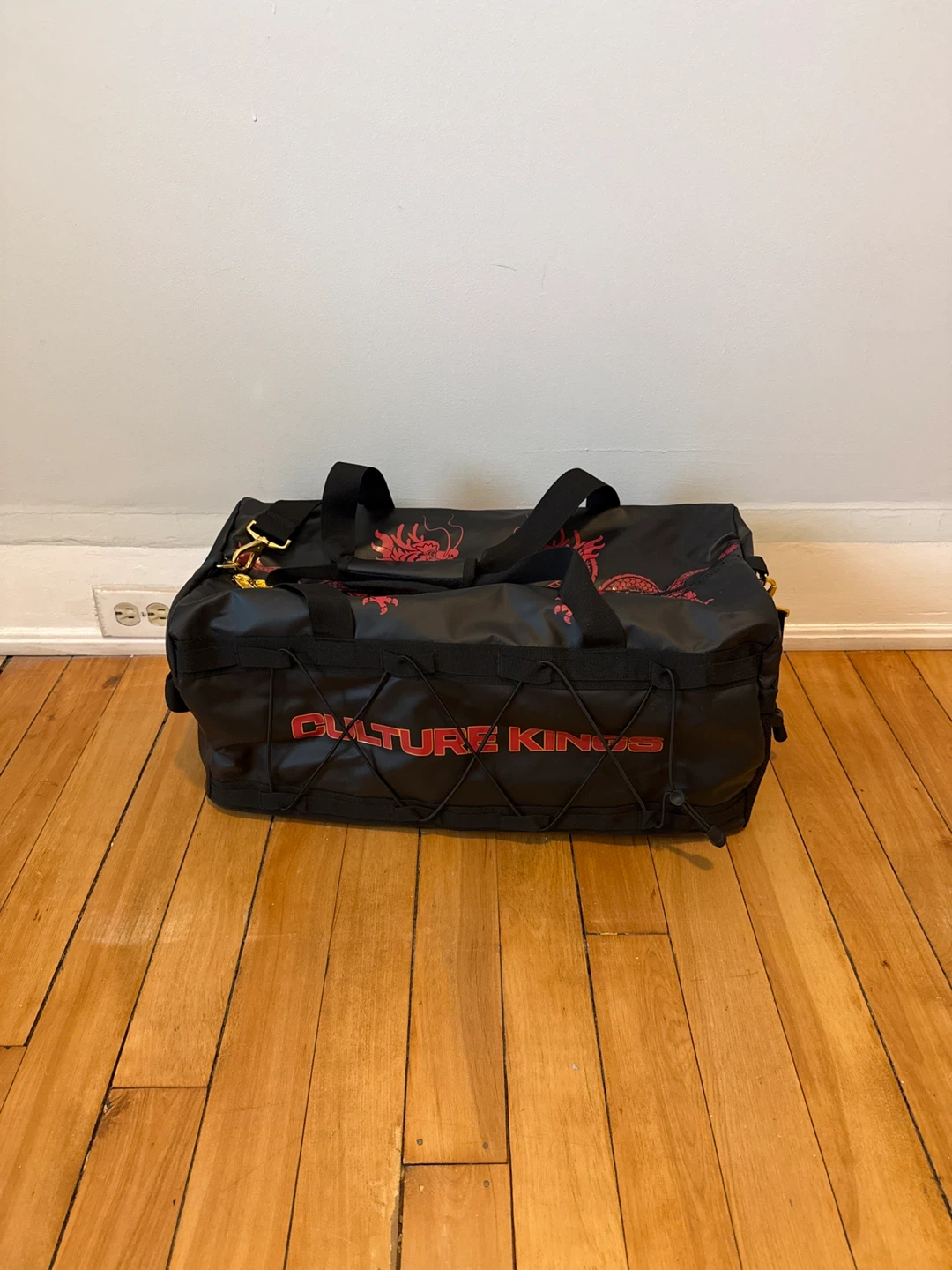 Culture Kings CK24 Black Dragon Duffle Bag - photo 2