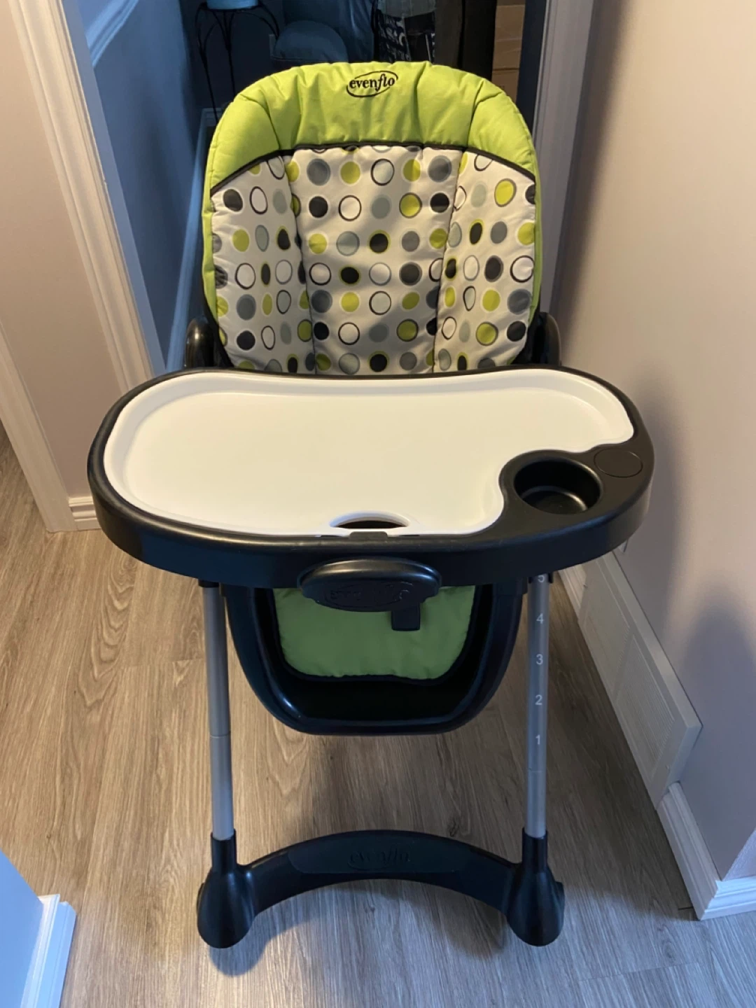 Evenflo Baby High Chair - photo 4