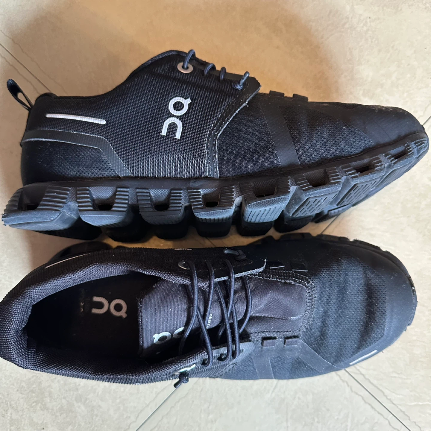 ON Cloud Running Shoes - photo 2
