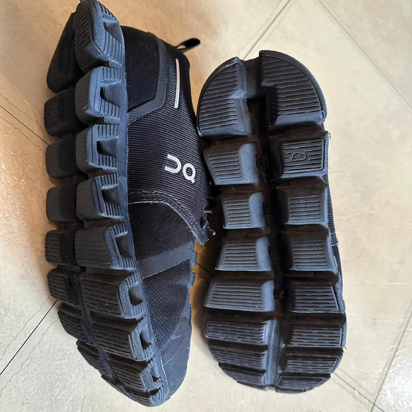 ON Cloud Running Shoes - photo 3