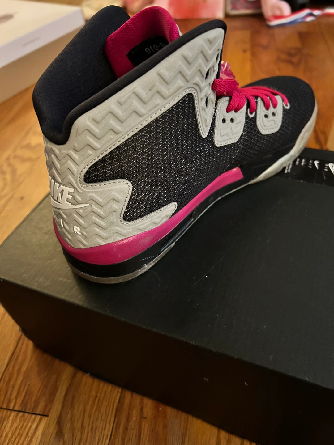 Air Jordan Spike Forty GG Sneakers