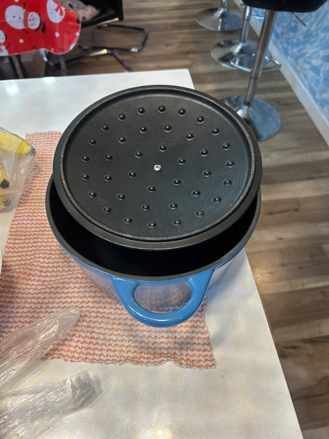 Kurogama Enamel Cast Iron Dutch Oven 5.5 Qt