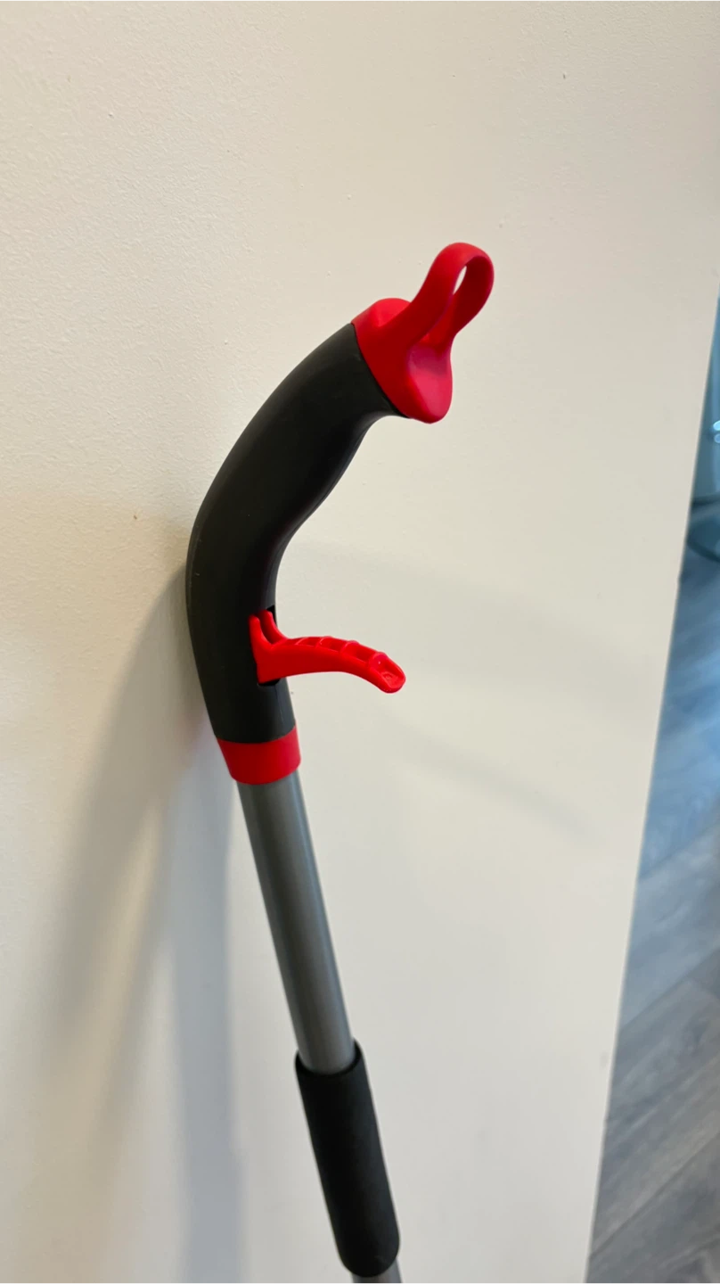 Rubbermaid Reveal Spray Mop - photo 4