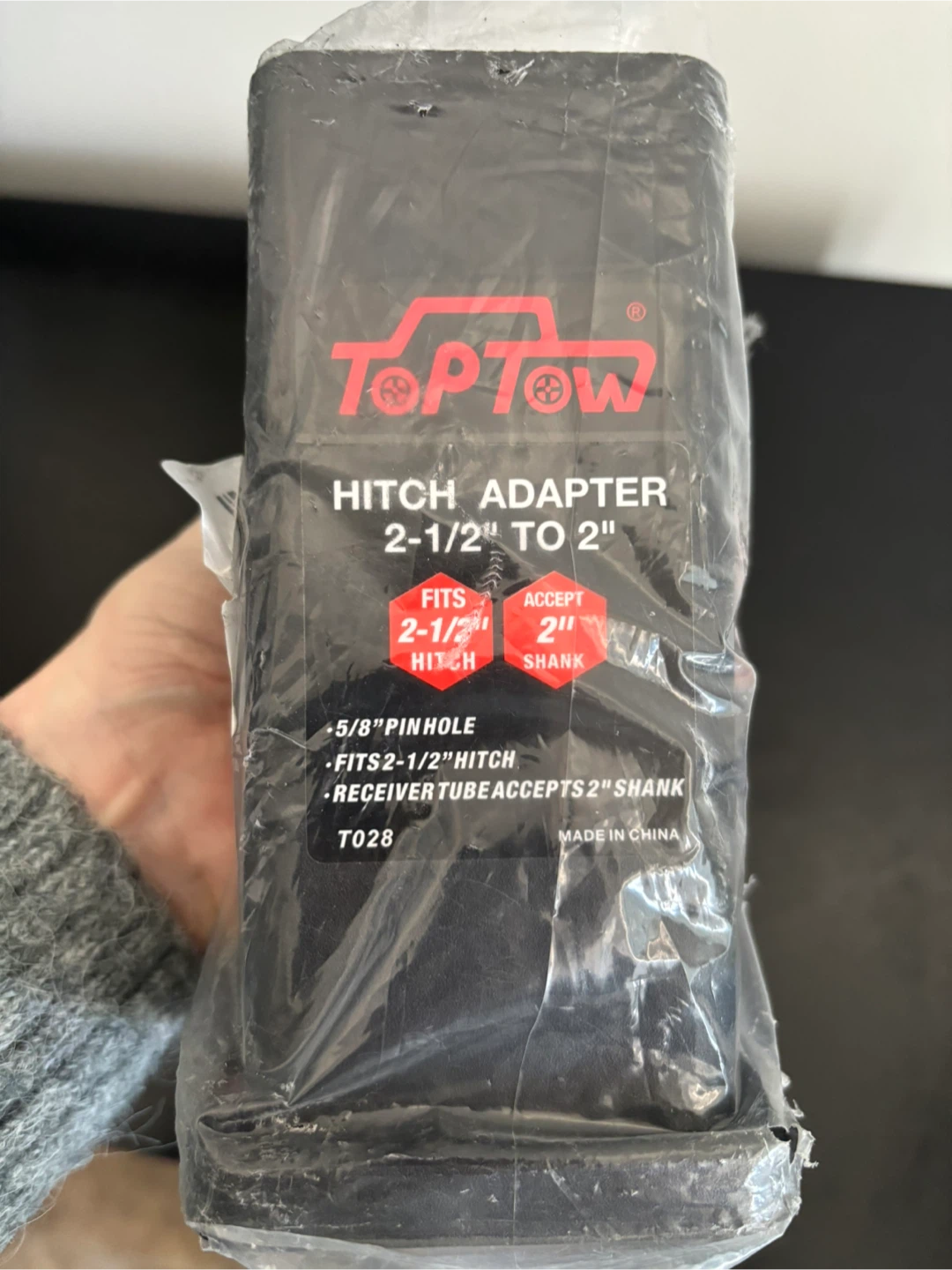 TOPTOw Trailer Hitch Adapter 2-1/2" to 2" - NEW - photo 2