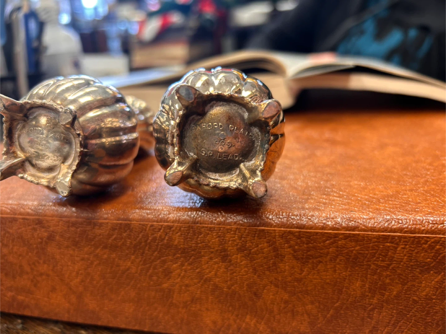 Vintage Silver-Plated Salt & Pepper Shakers - photo 5