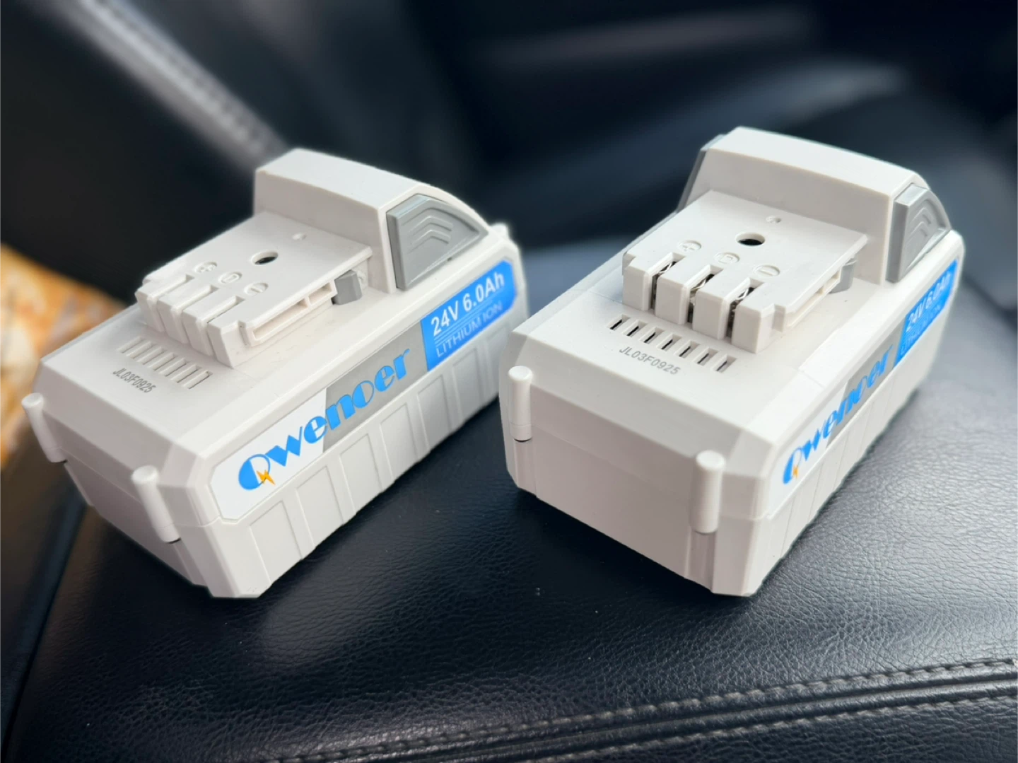 Qwenoer 24V 6.0Ah Lithium Ion Battery - photo 2