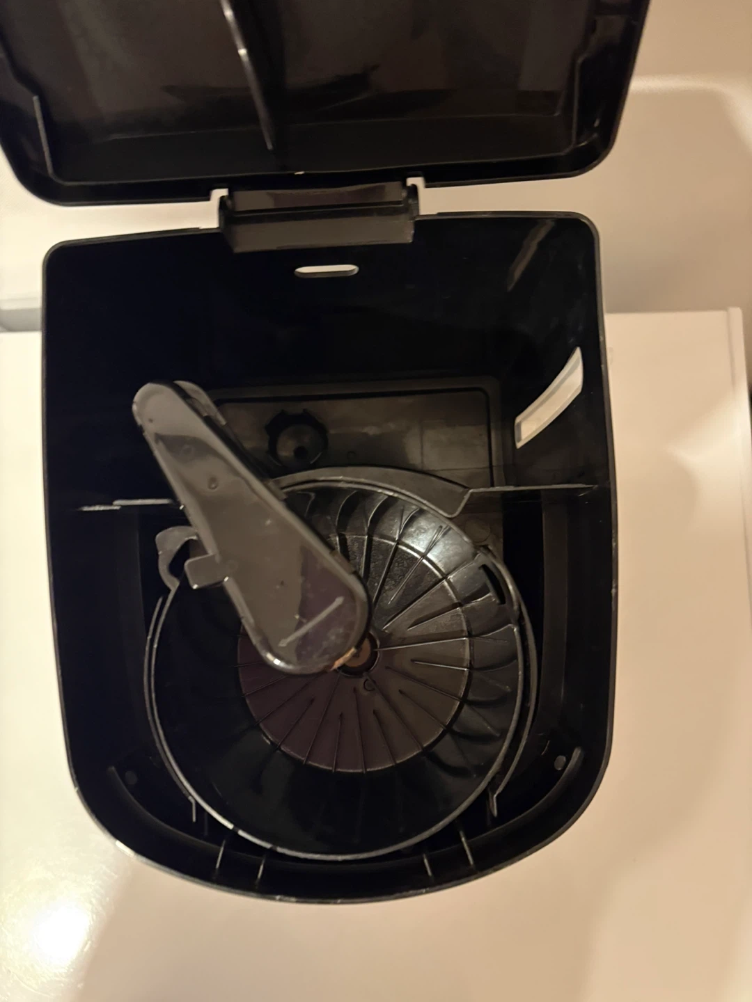 Hamilton Beach Black Coffee Maker - photo 4
