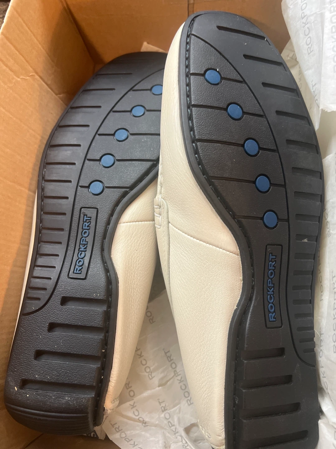 Brand New Rockport Men's Cream Slip-On Loafers - Size 9.5 Wide - photo 3