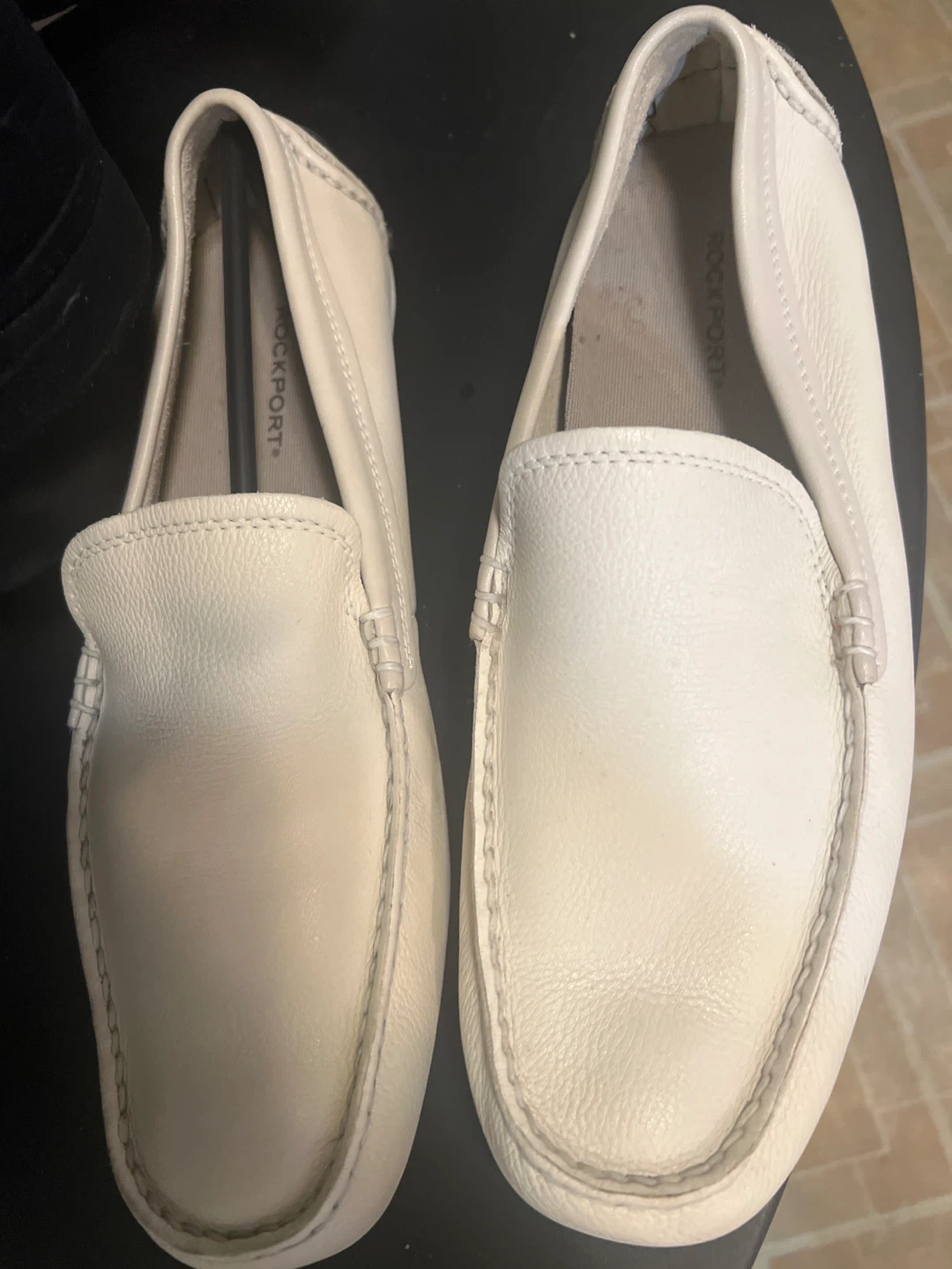 Brand New Rockport Men's Cream Slip-On Loafers - Size 9.5 Wide