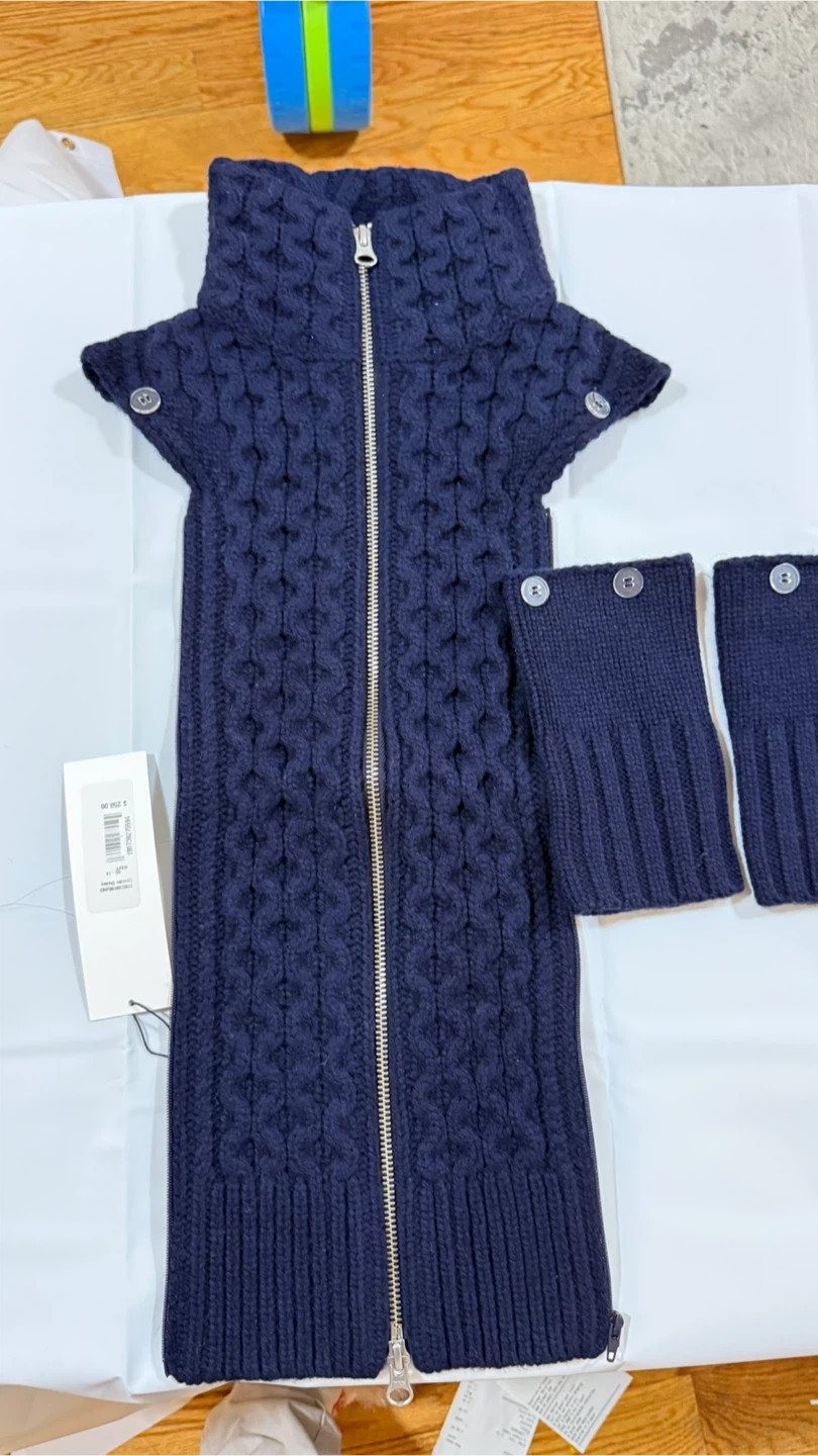 Veronica Beard Navy Cable Knit Zip-Up Vest with Cuffs
