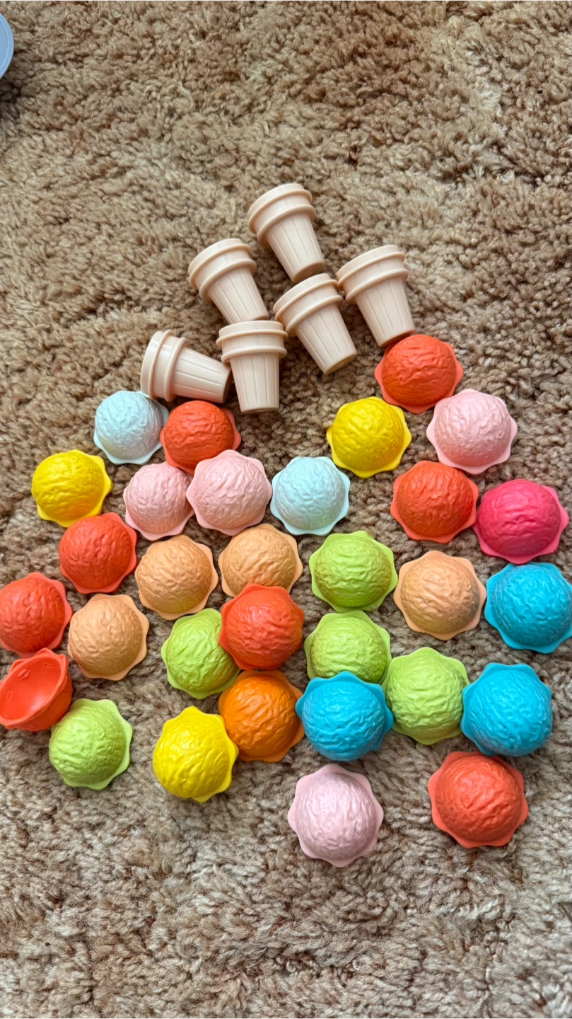 Play Food Ice Cream Cones and Scoops Toy Set