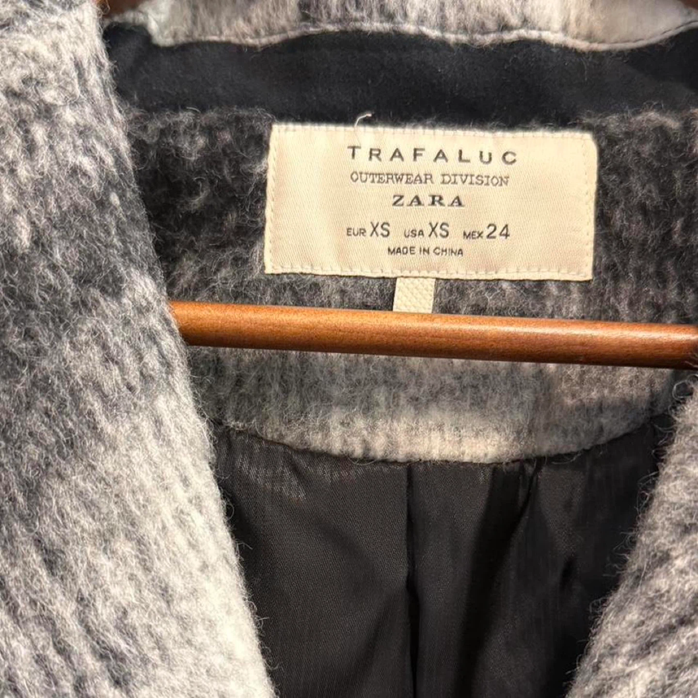 ZARA Trafaluc Plaid Wool Blend Coat - Size XS - photo 4