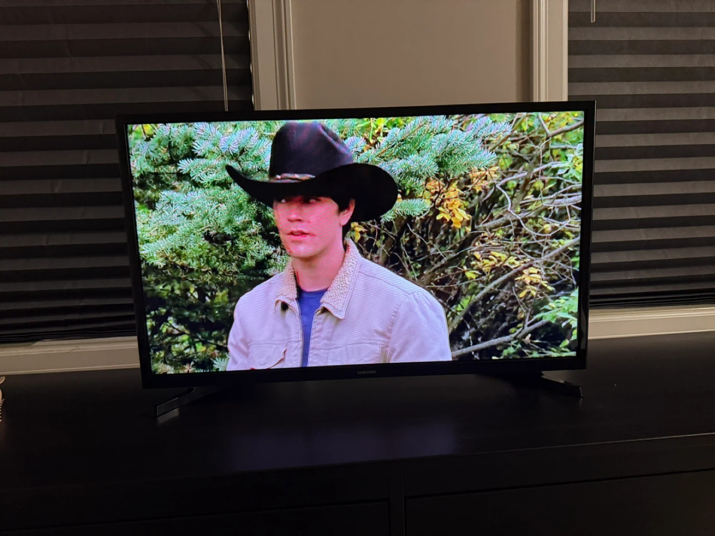 Samsung 32” Smart LED TV