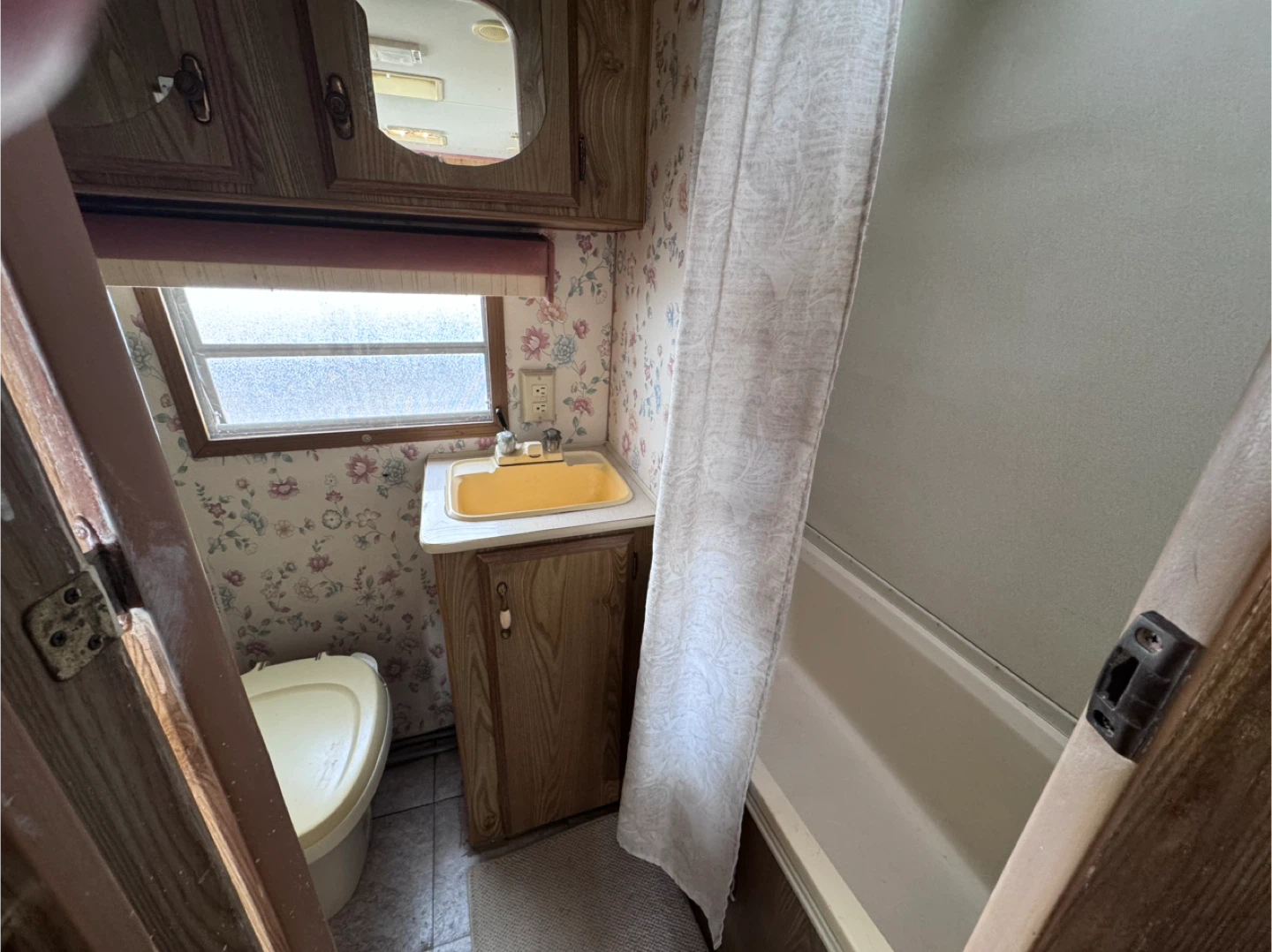 Prowler Lynx Travel Trailer - photo 5