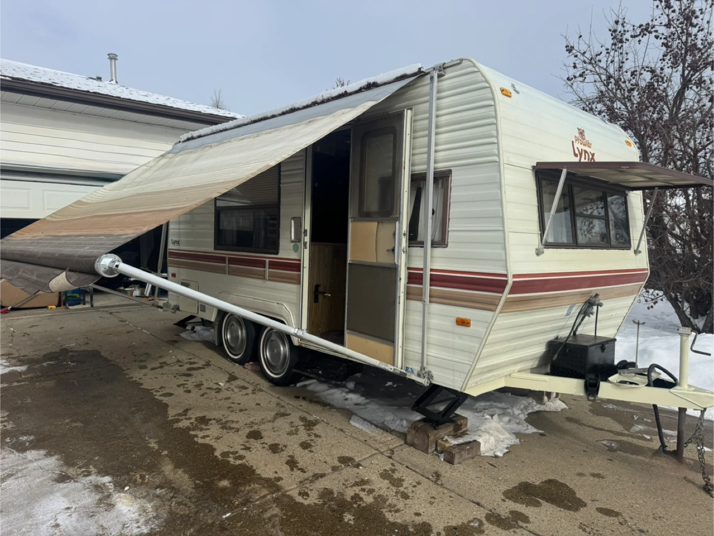 Prowler Lynx Travel Trailer