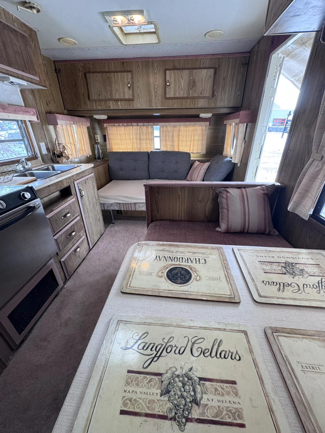 Prowler Lynx Travel Trailer - photo 4