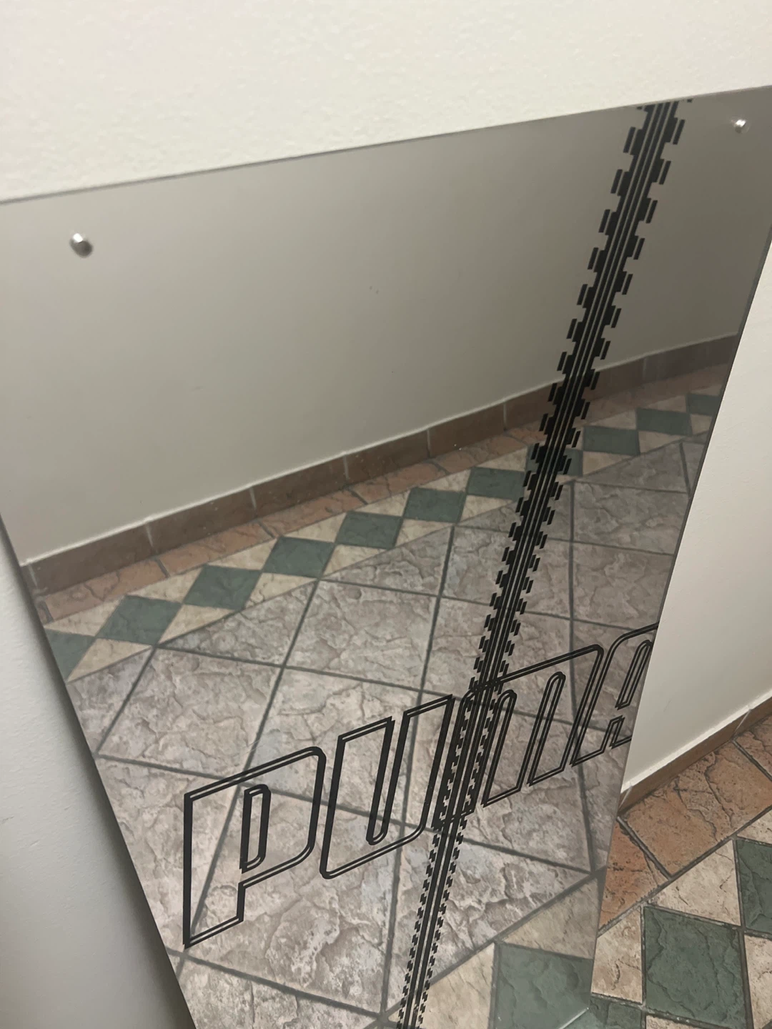 Puma gym plexiglass mirror 20x47 - photo 2