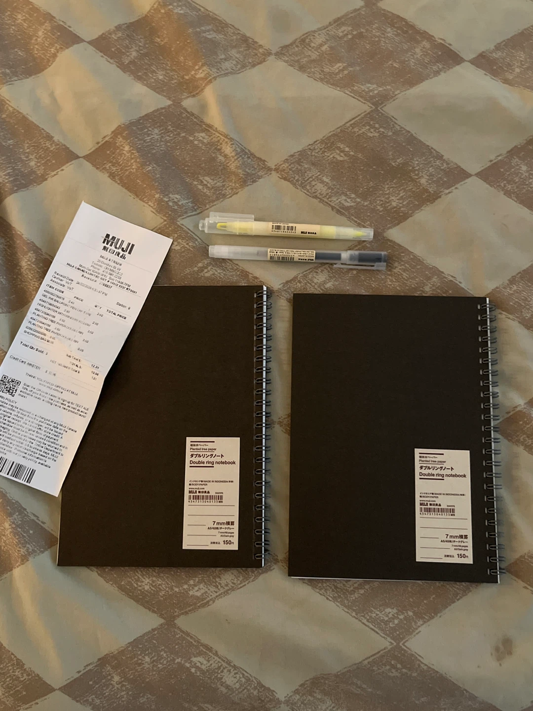 MUJI Highlighter and Ballpoint Pen Set